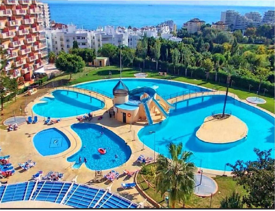 Estudio J-60, Terraza & 1º Planta Benalmadena Luaran gambar