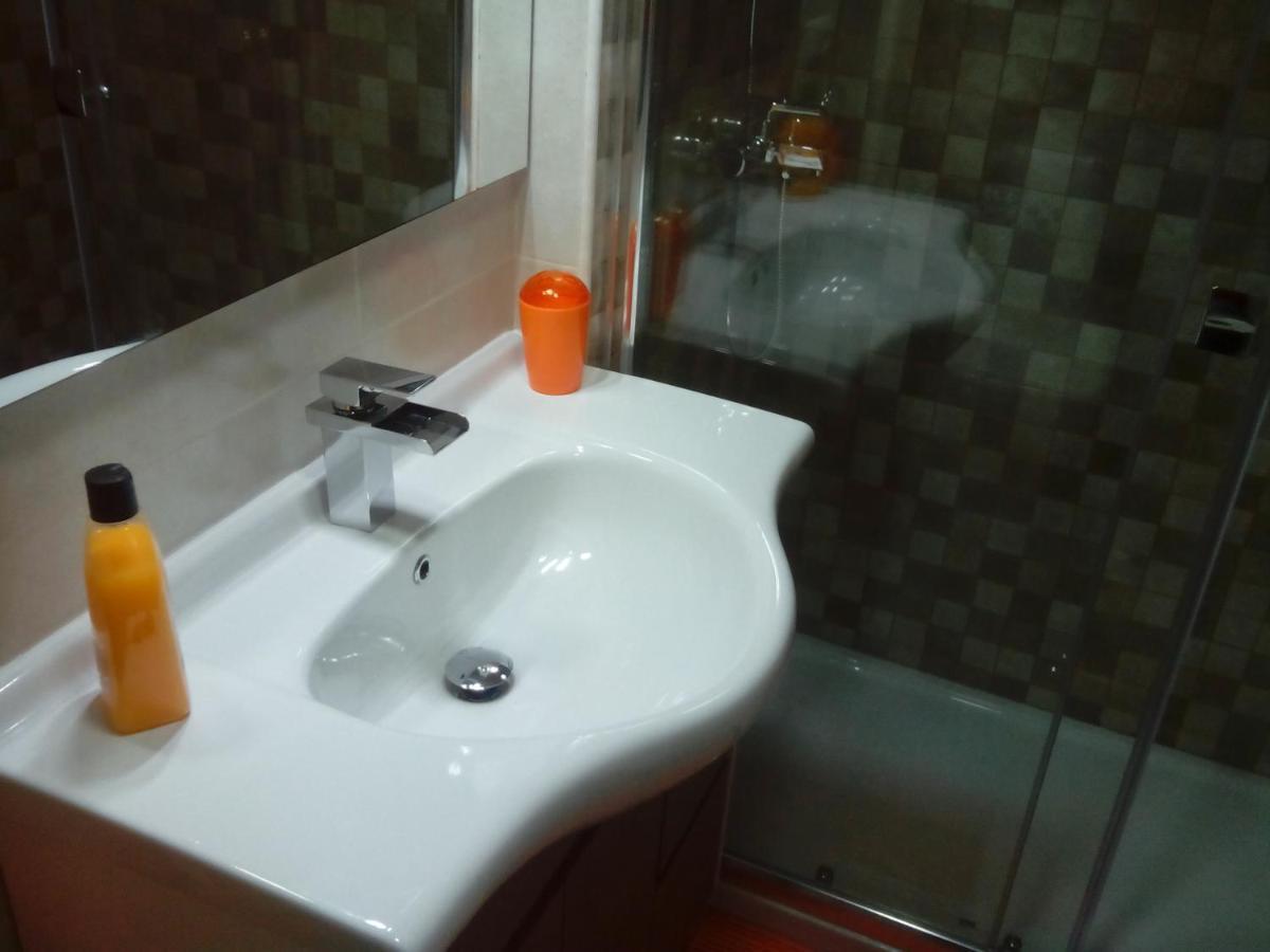 Estudio J-60, Terraza & 1º Planta Benalmadena Luaran gambar